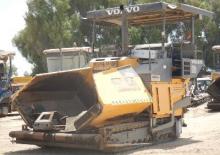 Extendedoras asfálticas sobre orugas Volvo ABG7820B
