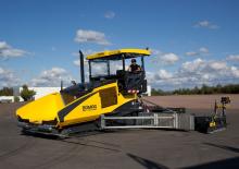 Extendedoras asfálticas sobre orugas Bomag BF 800 C 2 S 500