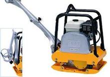 Planchas vibratorias de una dirección Enar BWH 2400 DR