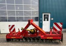 Gradas rotantes Niemeyer KR 3012 W