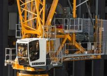Grúas torre con pluma rotativa Liebherr 710 HC-L 25/50 Litronic