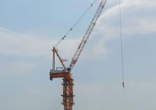 Grúas torre con pluma rotativa Yongmao STL1460C