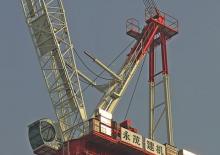 Grúas torre con pluma rotativa Yongmao STL660C