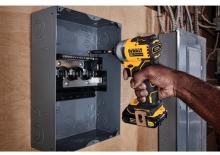 Impulsoras y llaves de impacto sin cable DEWALT DCF809C1