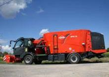 Mezcladoras de pienso autopropulsadas Kuhn SPW Intense 27.2 CL