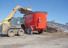 Mezcladores de pienso Kuhn VT 244