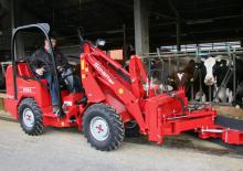 Mini cargador frontal Schäffer 2024 SLT