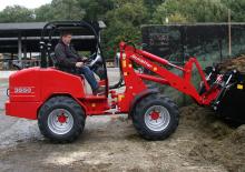 Mini cargador frontal Schäffer 3550