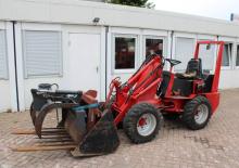 Mini cargador frontal Fuchs Yard loaders F 950 E