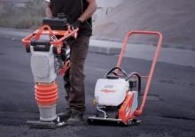 Planchas vibratorias de una dirección Norton-Clipper CFP 16W