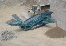 Platas cribadoras móviels Powerscreen Warrior 1800
