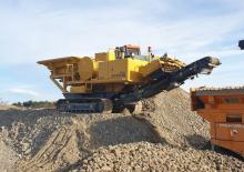 Plantas de reciclaje de escombros Komatsu BR210JG-1