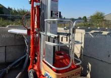 Plataformas verticales Skyjack SJPX 40