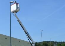 Plataformas telescópicas sobre camión CTE B-LIFT 17 A+H