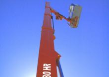 Plataformas telescópicas sobre camión CTE B-LIFT 430 HR