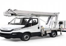 Plataformas elevadoras articuladas remolcables Multitel MZ 250