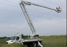 Plataformas telescópicas sobre camión Terex TL100