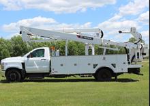 Plataformas telescópicas sobre camión Terex TL55P