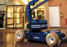 Plataformas articuladas de ruedas UpRight AB 38 W