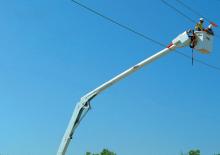 Plataformas elevadoras articuladas remolcables Altec AN32E