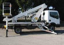 Plataformas elevadoras articuladas remolcables ISOLI PT 15.9