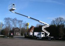 Plataformas elevadoras articuladas sobre camión Safi SCA 24 