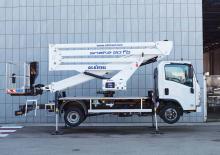 Plataformas elevadoras articuladas remolcables Oil & Steel Snake 20 FB