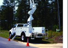 Plataformas elevadoras articuladas remolcables Altec TA37M