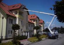 Plataformas elevadoras articuladas remolcables CELA Z210