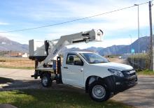 Plataformas elevadoras articuladas remolcables CTE ZED 15.2