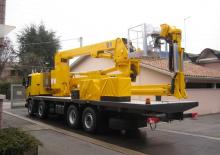 Plataformas elevadoras articuladas remolcables Barin AB 22
