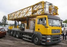 Plataformas elevadoras articuladas remolcables Barin ABC 230/L