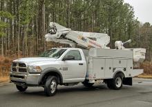 Plataformas elevadoras articuladas remolcables Altec AT41S