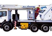 Plataformas elevadoras articuladas remolcables Oil & Steel Eagle 5227