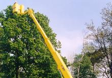 Plataformas elevadoras articuladas remolcables Custers Taurus 300-20