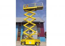 Plataformas de tijeras de ruedas Liftlux SL 133-18