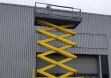 Plataformas de tijeras de ruedas Liftlux SL 172-24