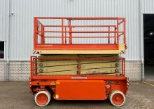 Plataformas de tijeras de ruedas MBB Holland-Lift Y 83 EL 16