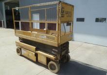 Plataformas de tijeras de ruedas Grove-Manlift SM 2632 E
