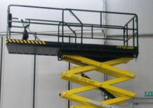 Plataformas de tijeras de ruedas AIRO X12 EW Wind