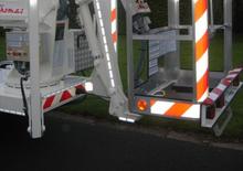 Plataformas elevadoras articuladas sobre camión Thomas Hoogwerkers 160 NW