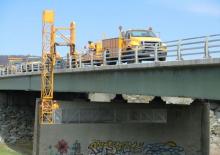 Plataformas elevadoras articuladas sobre camión Moog MBI 110-1,2/S