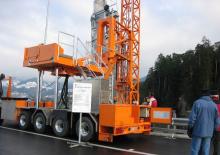 Plataformas elevadoras articuladas sobre camión Moog MBI 160-1,7/S