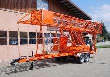 Plataformas elevadoras articuladas sobre camión Moog MBI 90-1/S 