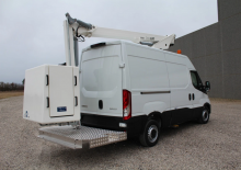 Plataformas elevadoras articuladas sobre camión Danilift P145V