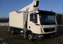Plataformas elevadoras articuladas sobre camión Danilift PD180V