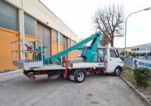 Plataformas elevadoras articuladas remolcables ISOLI PT 155 E