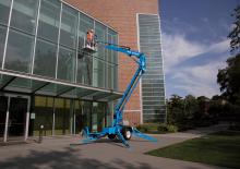 Plataformas elevadoras articuladas sobre camión Genie TZ-34/20