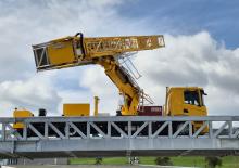 Plataformas elevadoras articuladas sobre camión Moog MBI 110-1,2 NG