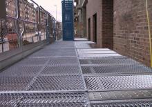 Plataformas elevadoras de mástil Elevadores Alher PM 210